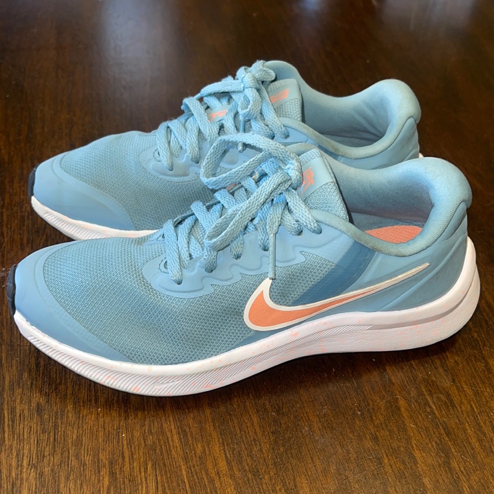 Nike Girls’ Star Runner 3 Big Kid Blue Shoes Size 3 GUC